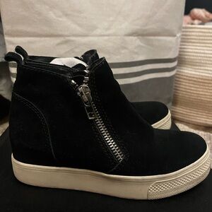 Steve Madden Black Ankle Boots with White Soles